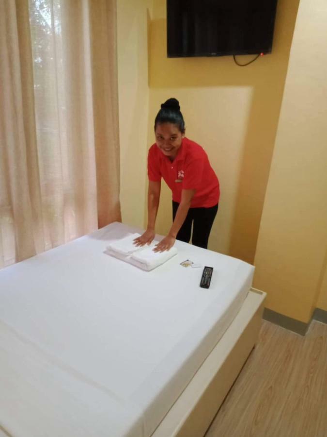 B&S Orchids Suites Hotel Dipolog Dış mekan fotoğraf